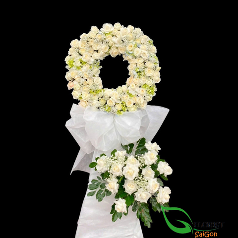 White flower wreath delivery Saigon