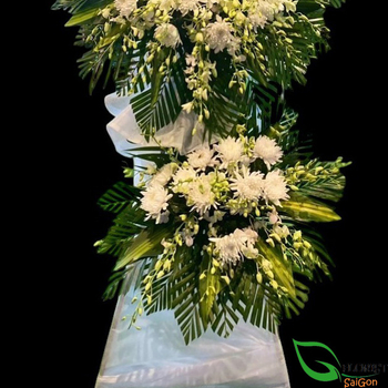 White Sympathy flower stand in Saigon 