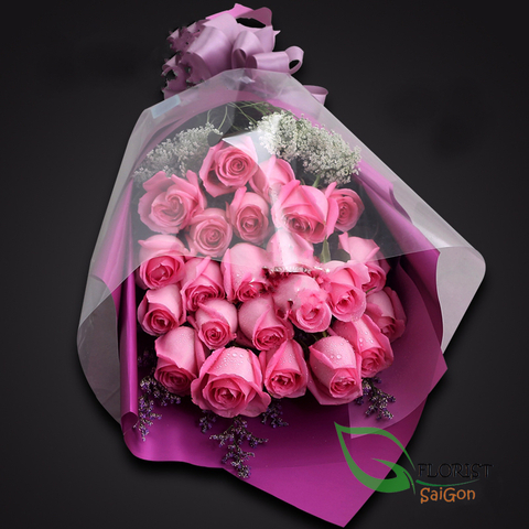 Pink roses bouquet with love flowers
