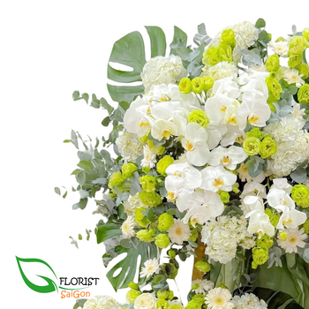 Green flower stand in Saigon