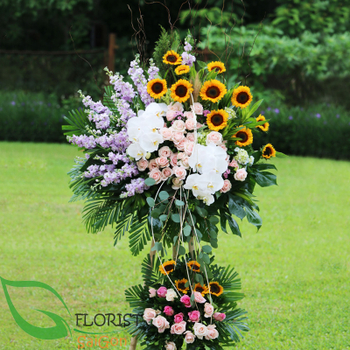 beautiful congratulations flowers delivery Hochiminh city