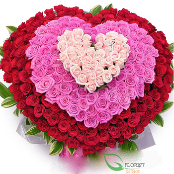 Heart by flowers for girlfriend in Saigon - HCM city