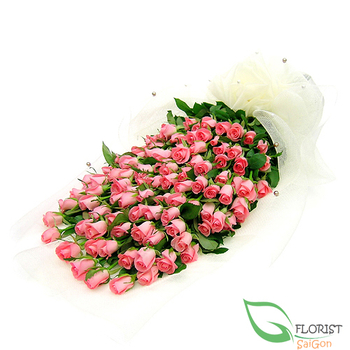 Bouquet of 99 pink roses
