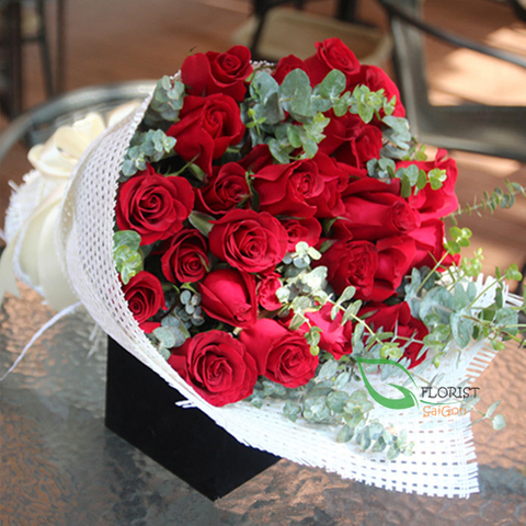 Bouquet of red roses Valentine