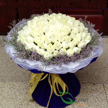 Vip flowers with white roses in Hochiminh