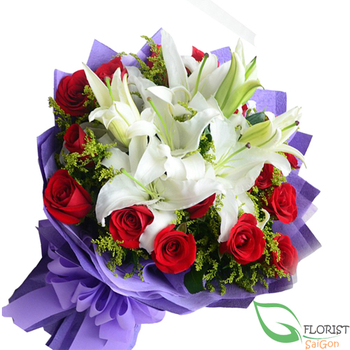 Bouquet of white lilies and red roses