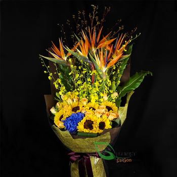Flowers bouquet for birthday Mom