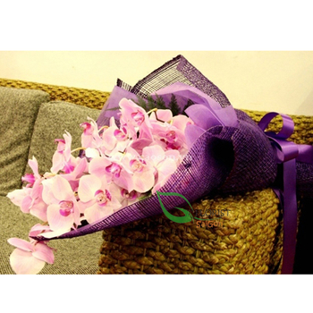 Purple orchid bouquet for delivery in HCM city