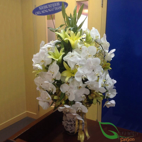Vip flowers with white orchid in Saigon