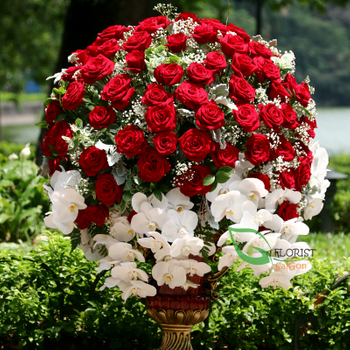 VIP flower with red roses in Saigon