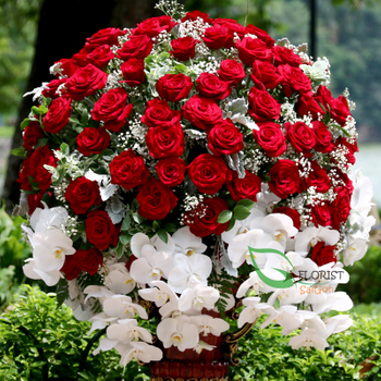 VIP flowers with red roses in Saigon - HCM city