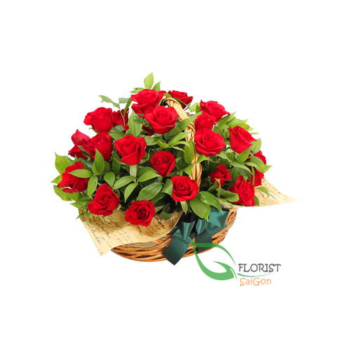 Romantic roses for girlfriend