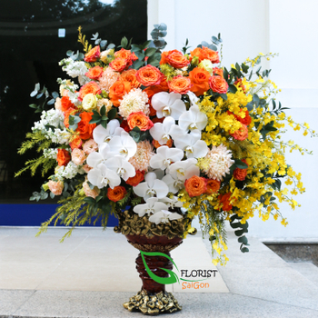 Beautiful flower arrangement Saigon