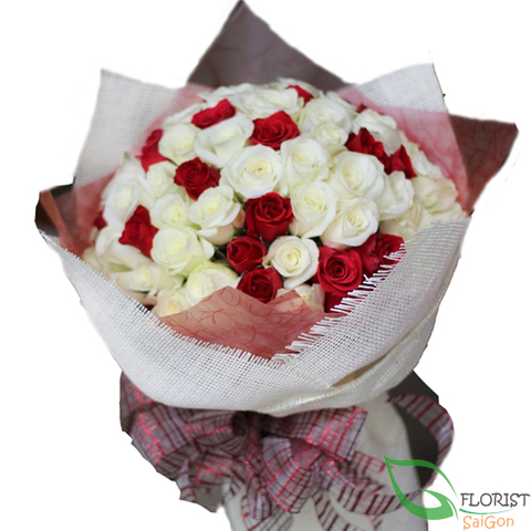 White and red rose bouquet