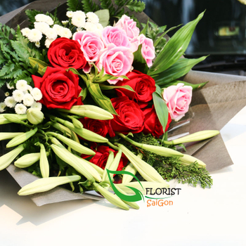 Sweet flower bouquet for her in Hochiminh city