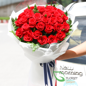 Saigon red rose bouquet delivery