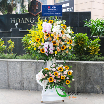 Best grand opening flower stand delivery in Saigon