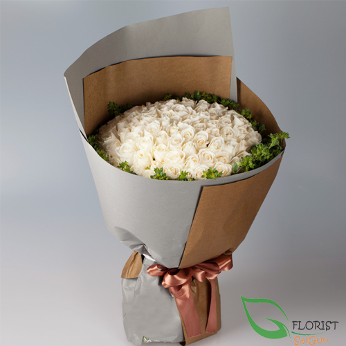 Bouquet of 99 white roses