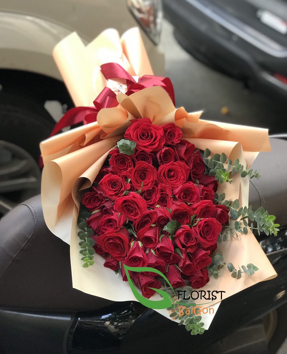 Send Valentine's day flowers to Hochiminh city