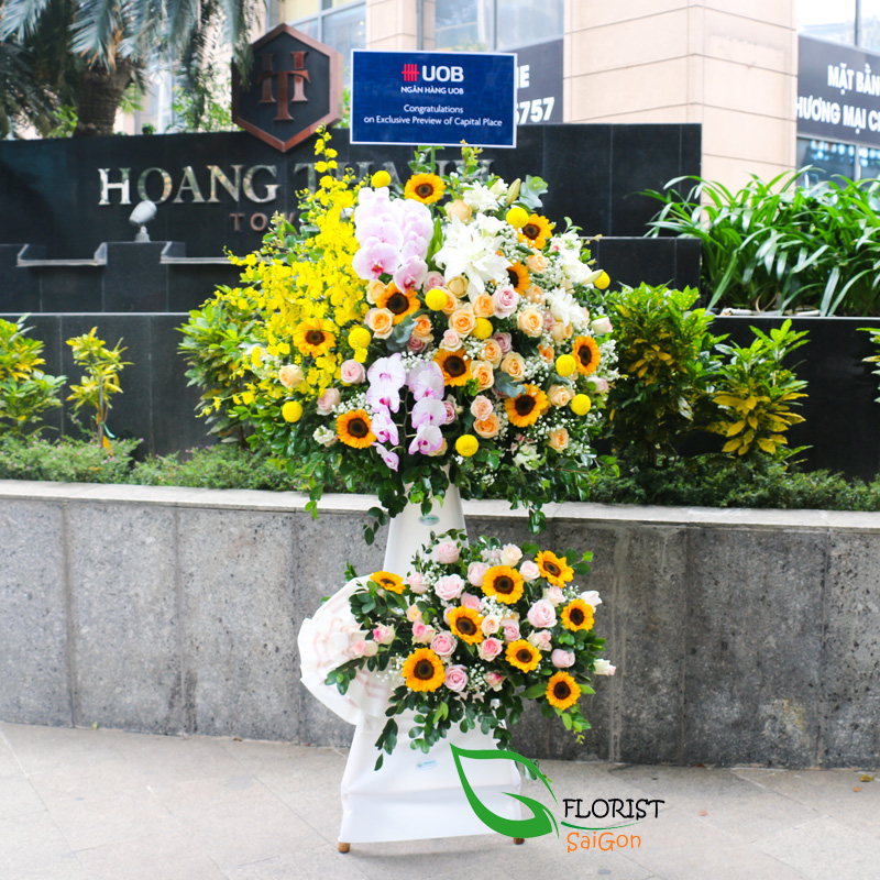 Best grand opening flower stand HCMC