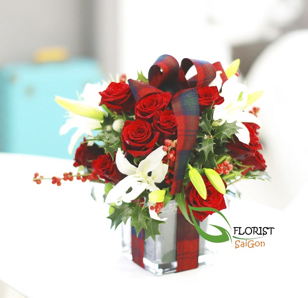 White lilies and red roses for Christmas 
