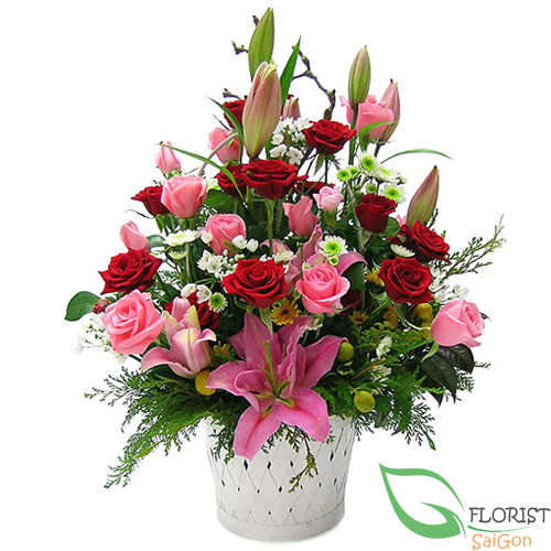 Send love flowers to Tan binh District Saigon
