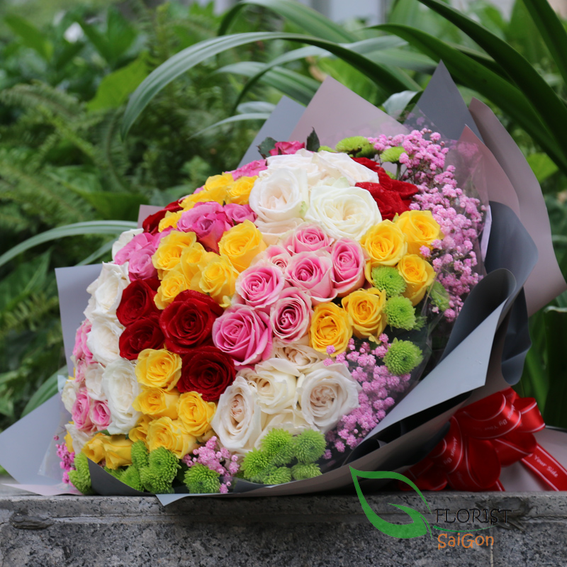 Multi colored rose bouquet delivery Saigon