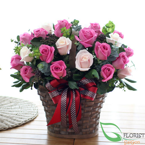 Image pink rose arrangement