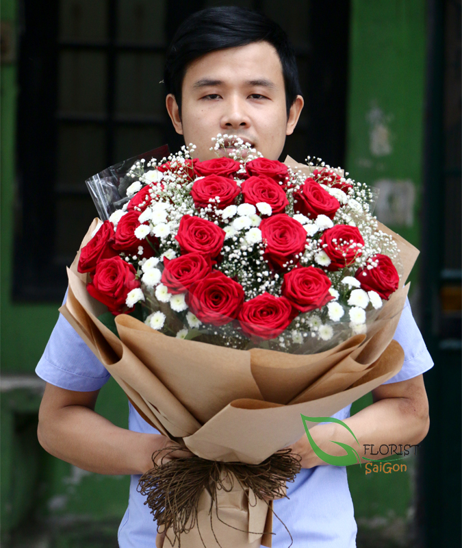 Red roses and baby breath bouquet free delivery