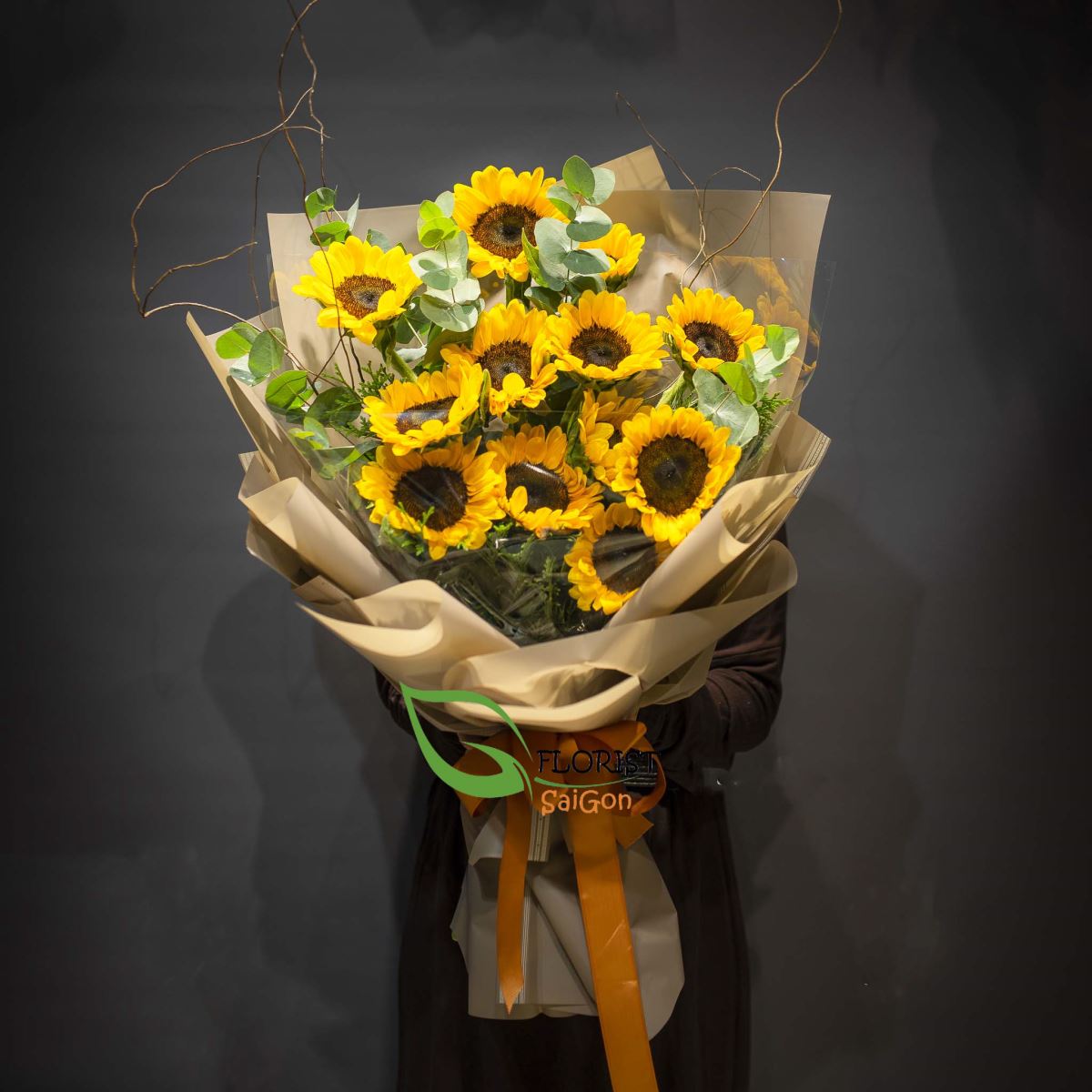 send sunflower bouquet to Saigon