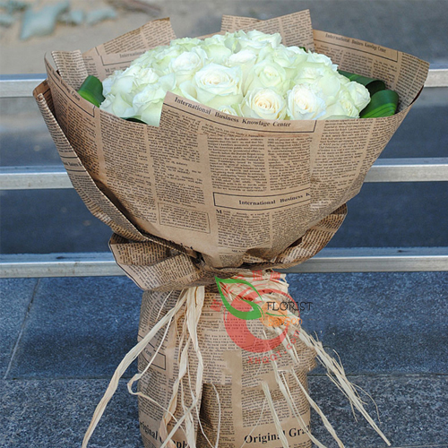 White roses delivery to Saigon, Vietnam