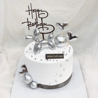 Happy birthday cake in Hanoi