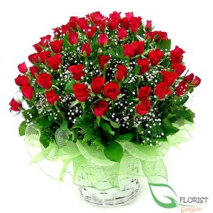 99 red roses and baby breath