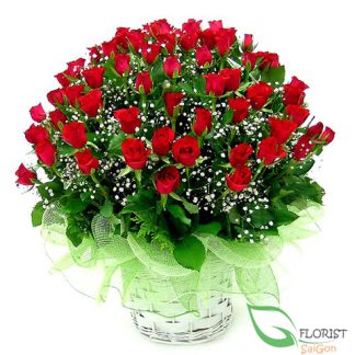 99 red roses and baby breath