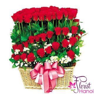 99 red roses in Hanoi
