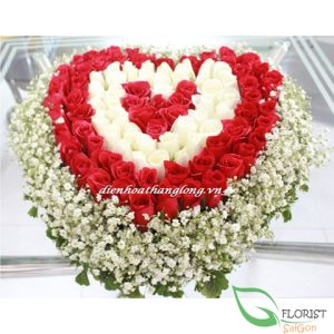 99 roses in heart shape