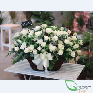 99 white roses delivery in Saigon