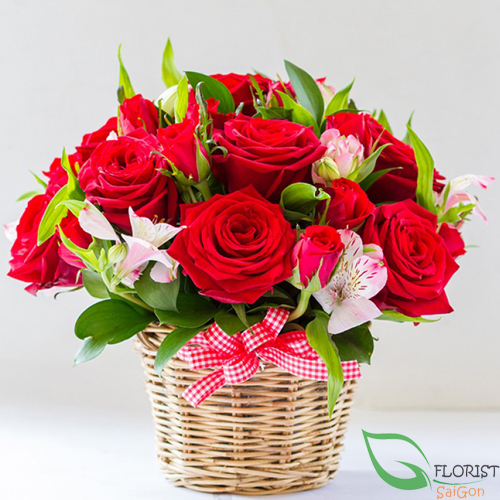 Premium rose arrangement for Valentine's day