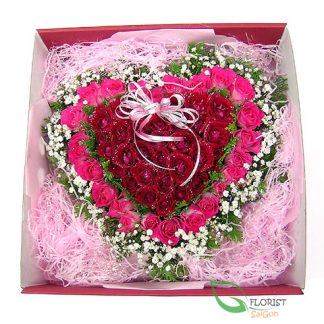 Boxed of roses Saigon