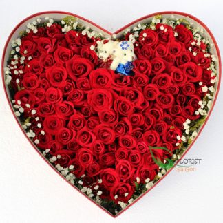 Boxed red rose delivery