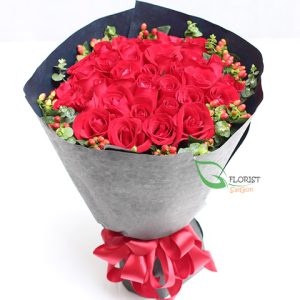 Christmas floral arrangements bouquet