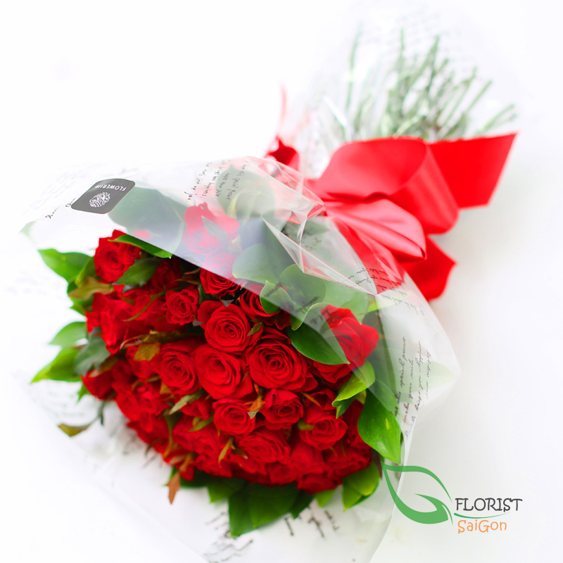 Beautiful red rose bouquet for Valentines day