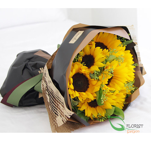 Online sunflower bouquet for her