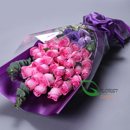 Beautiful birthday flowers in Saigon