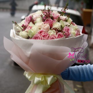 Beautiful bouquet of roses in Hanoi