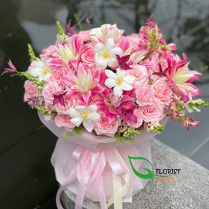 Birthday flowers for friend in Hochiminh City