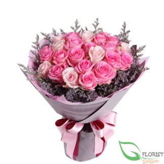 Bouquet of pink roses