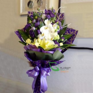 Buying orchid bouquet in Saigon flower online