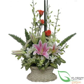 Flower table arrangement