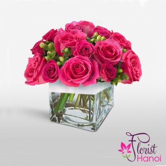 Flowers in vase free delivery in Hanoi